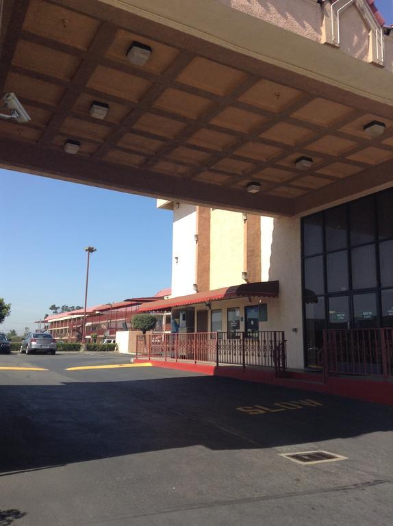 Budget Inn Anaheim/Santa Ana Eksteriør billede