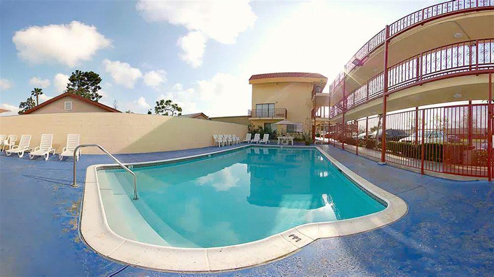 Budget Inn Anaheim/Santa Ana Eksteriør billede