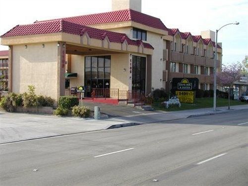 Budget Inn Anaheim/Santa Ana Eksteriør billede