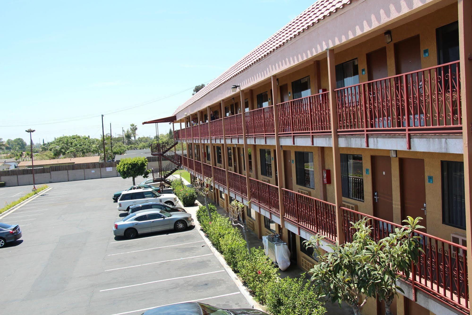 Budget Inn Anaheim/Santa Ana Eksteriør billede